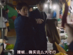 李冰冰没穿直播被举报被怒斥：不要脸！该封！